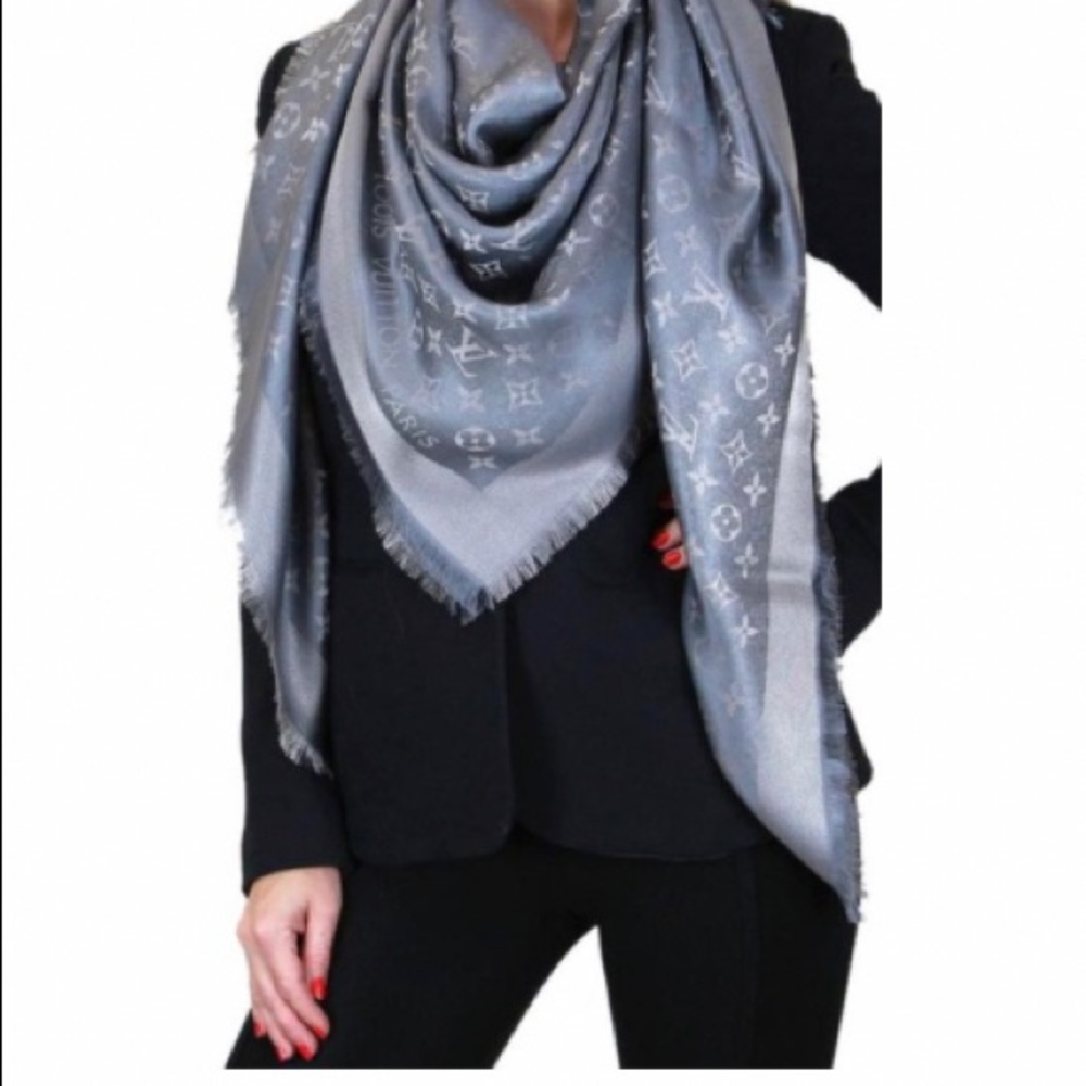 Authentic Louis Vuitton Black Silver Monogram Sine Shawl/Scarf Wrap w/ Case